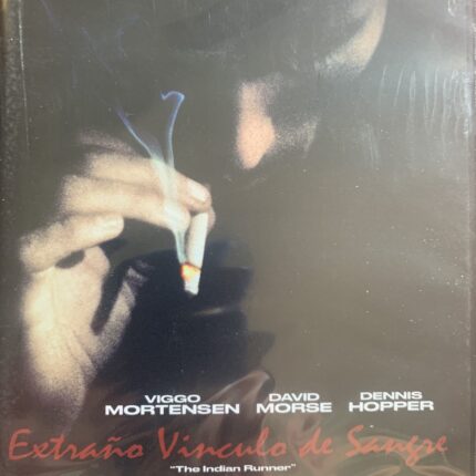 EXTRAÑO VINCULO DE SANGRE
