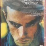 HOMBRE MIRANDO AL SUDESTE
