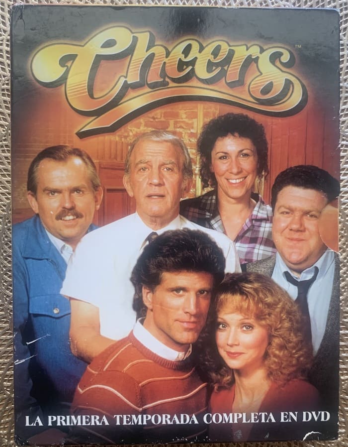 IMG_9116 CHEERS - TEMPORADA 1 - Imagen 1