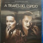 A TRAVES DEL ESPEJO