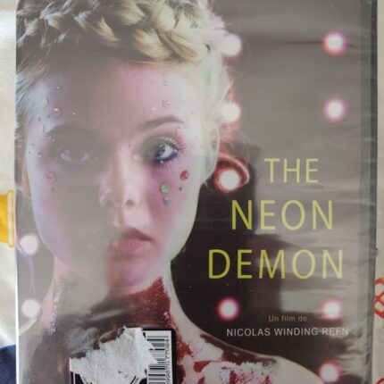 THE NEON DEMON