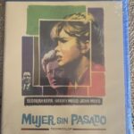 MUJER SIN PASADO