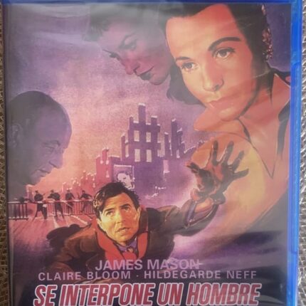 SE INTERPONE UN HOMBRE
