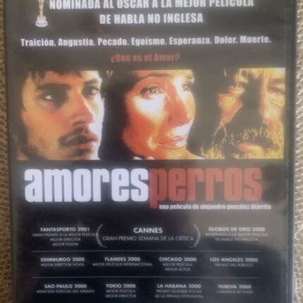 AMORES PERROS