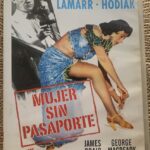 MUJER SIN PASAPORTE